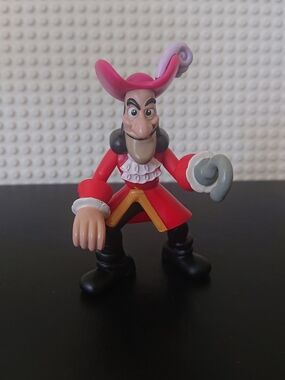 Disney Mattel Peter Pan - Captain Hook 2" Mini Action Figure